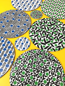 Set of 4 Round Placemats - blue & green
