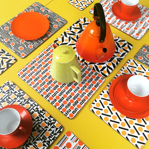 Set of 10 placemats - yellow and orange